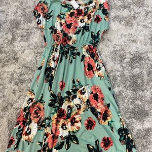 Reb & J. Green ladies dress size L